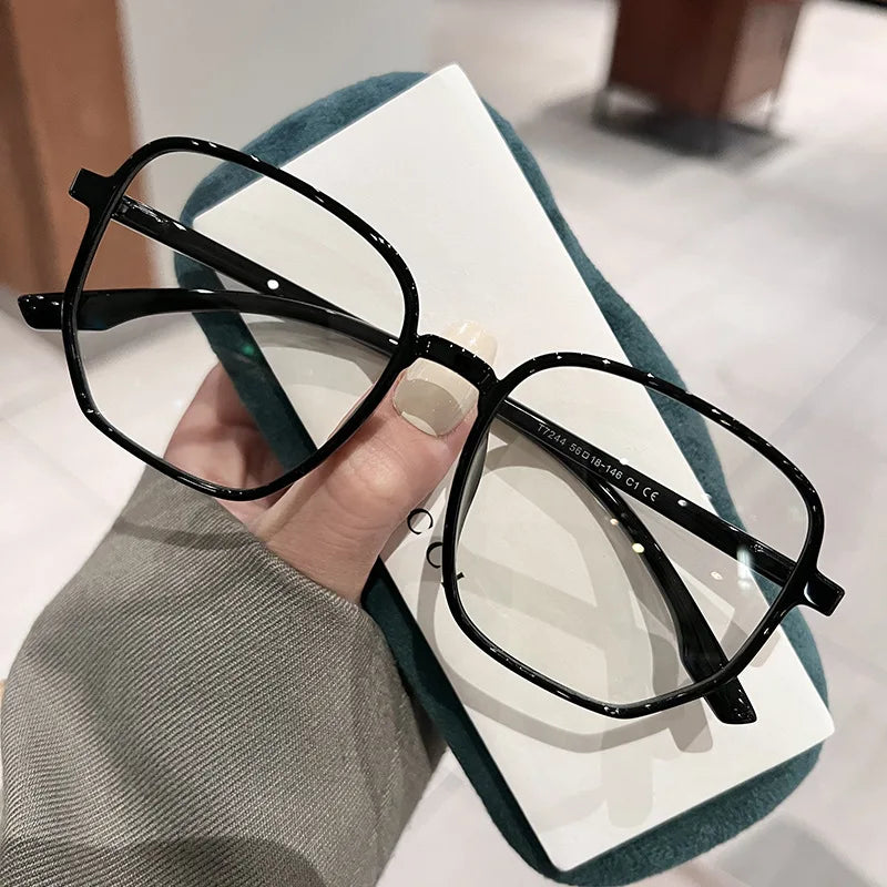 Visionär Chic: Die Trendsetter Brille