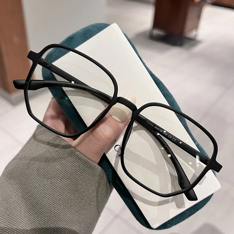 Visionär Chic: Die Trendsetter Brille